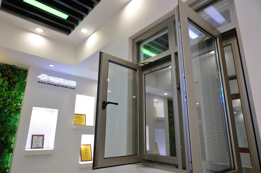 雷雨臺風(fēng)天來襲，你家門窗能“頂住”嗎？(圖2)